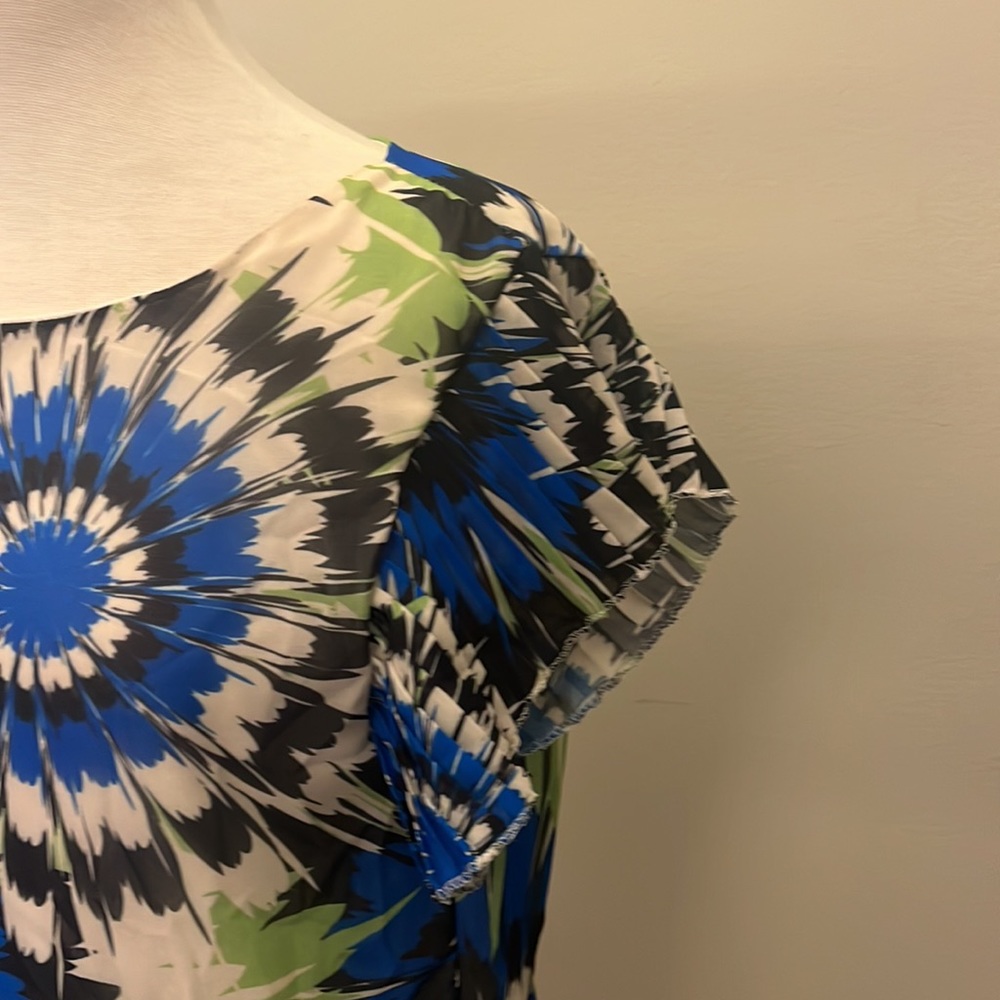 Blouse - Picture 2 of 4